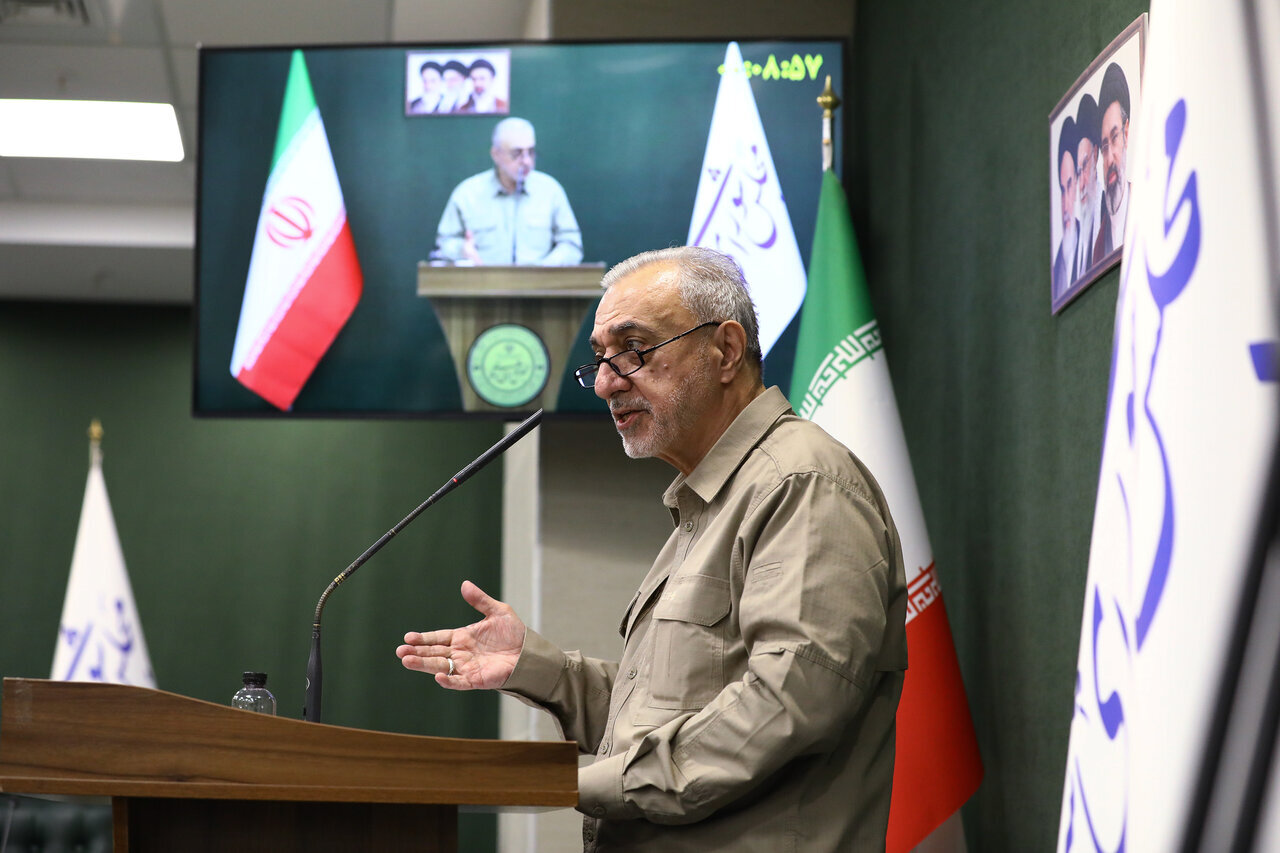 وزیر دفاع: اولین ساعت کاری‌ام را به تامین خواسته های نیروی هوافضای سپاه و پدافند ارتش اختصاص دادم