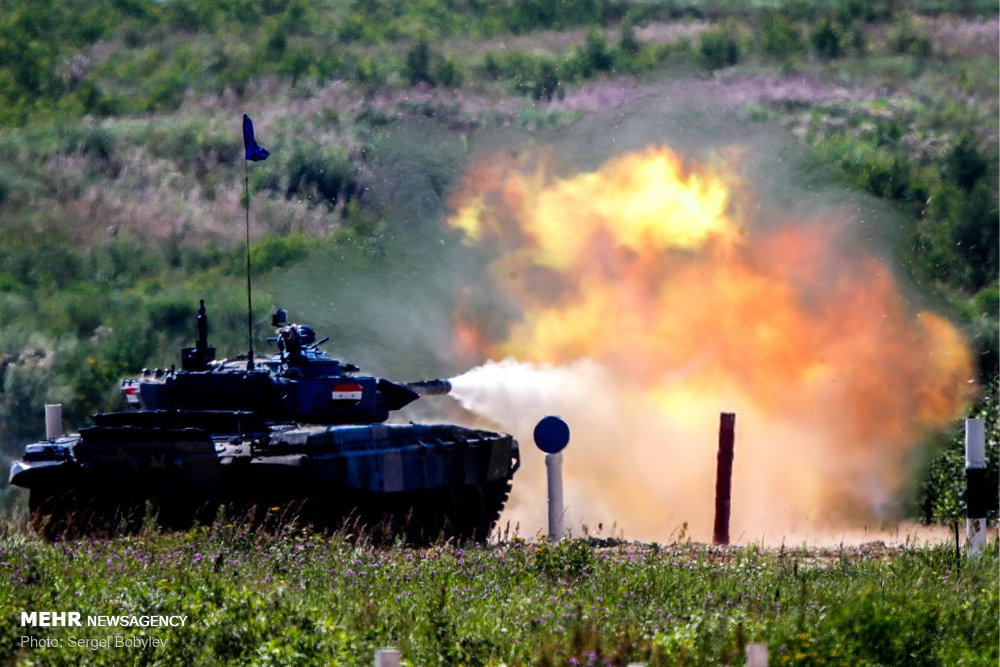 مسابقه تانک‌ها