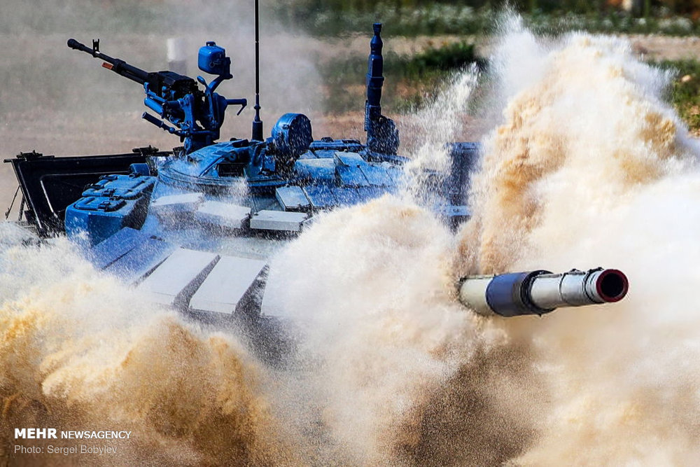 مسابقه تانک‌ها