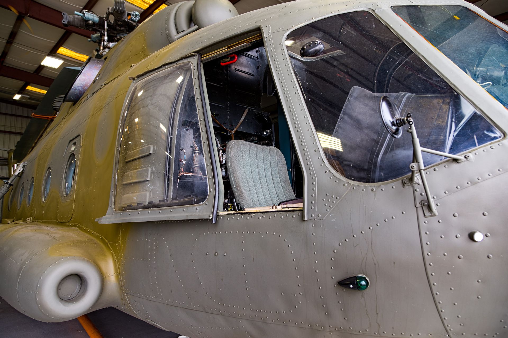 هلیکپوتر روسی در خدمت سیا