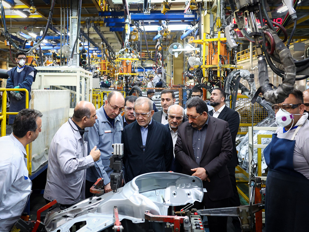 پزشکیان خودروسازی