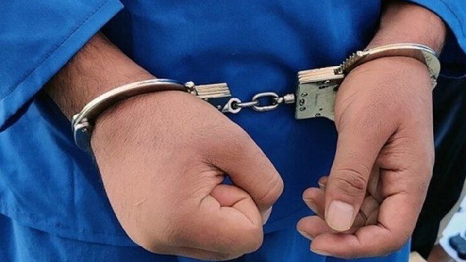 مرد خیر قاچاقچی مواد از آب درآمد