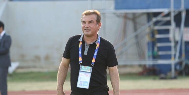 مشاور پرسپولیس استعفا کرد؛ استیلی: بدون اطلاع من 8 وینگر گرفتند!