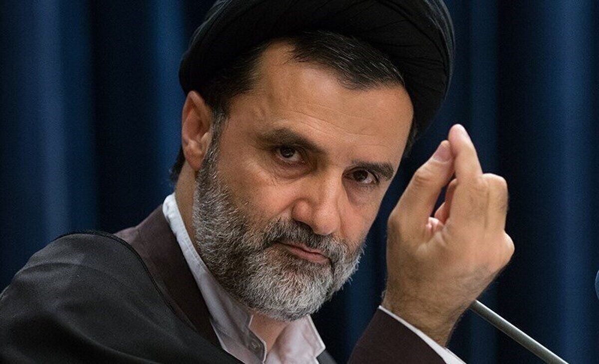 تذکر جدی «مقام عالیرتبه» به محمود نبویان + عکس