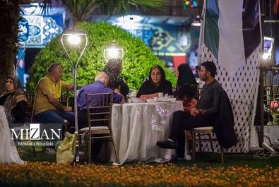 افطاری فلسطینی در قلب تهران