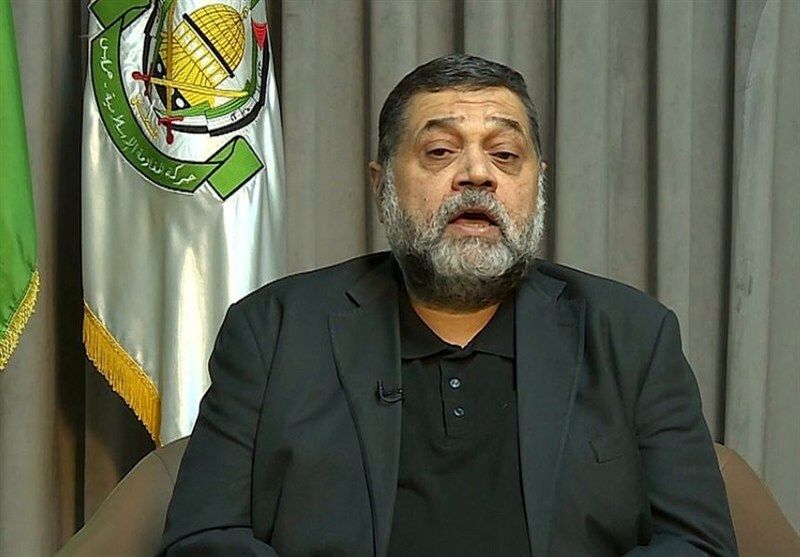 اسامه حمدان: رهبران حماس از غزه خارج نخواهند شد