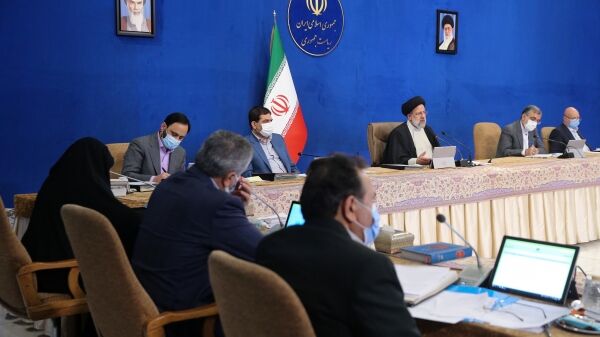 تاکید رئیسی بر توجه به توازن و تعادل در رشد در تدوین بودجه 1402