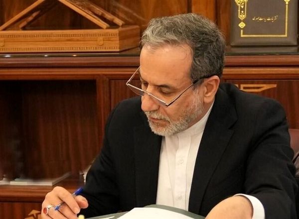 عراقچی با اشاره به گزارش مجله تایم مبنی بر پول‌پاشی اسرائیل علیه توافق با ایران: در مورد کارزار گسترده اسرائیل برای فریب دادن دولت آمریکا و کشاندن آن به یک جنگ انتخابیٍِ بی‌فرجام چه می‌توان گفت؟ / همه اینها به‌زودی برملا خواهد شد