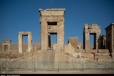 تخت جمشید
