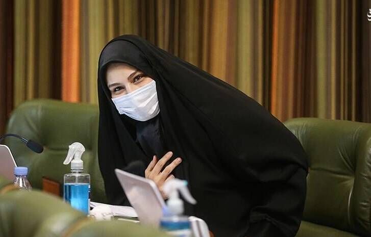 حمله شدید روزنامه شهرداری تهران به دختر سردار سلیمانی