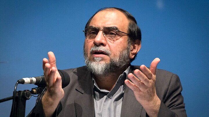 رحیم پور ازغدی: اگر ایران بمب اتم داشت ترامپ جرأت تهدید پیدا می کرد؟
