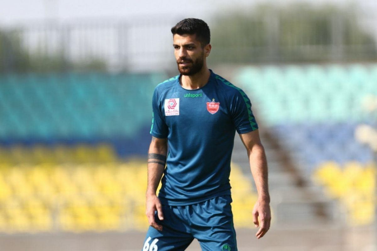 سرباز پرسپولیس به استقلال رسید