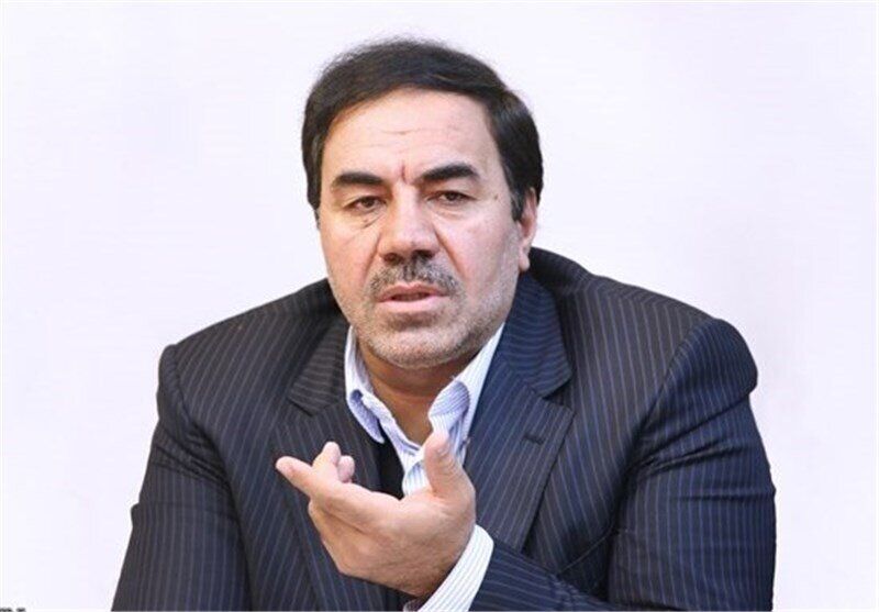 استاد اخراج شده دانشگاه تهران: دانشگاه در دست نیروهای امنیتی است؛ حاضرم با مقیمی مناظره کنم