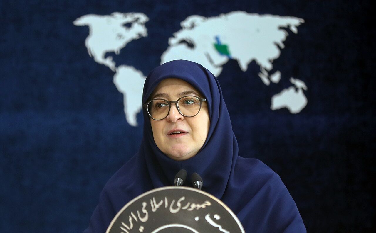مهاجرانی: سفارت ایران در سوریه فعلا بازگشایی نمی‌شود