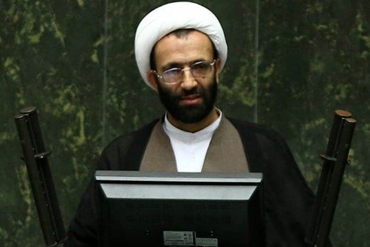 توقیف دو نفتکش یونانی، بخشی از حق ایران است/یونانی‌ها شروع کننده بوده‌اند
