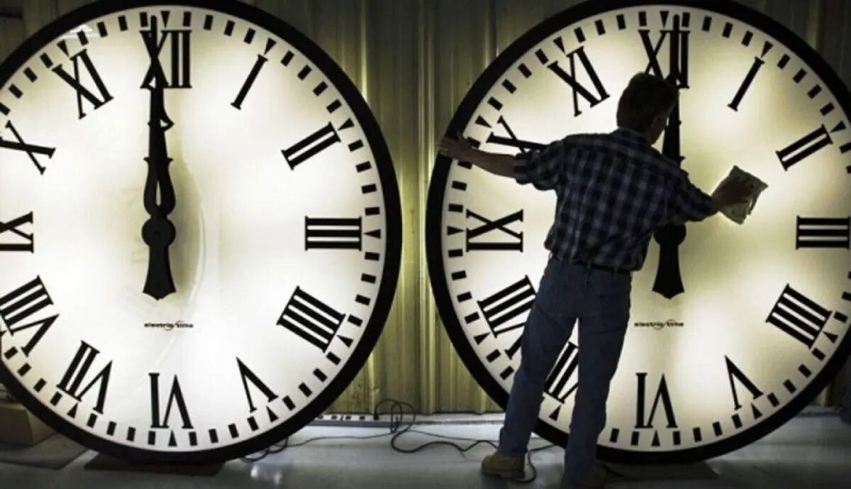 توانیر: ساعت رسمی کشور تغییر می‌کند