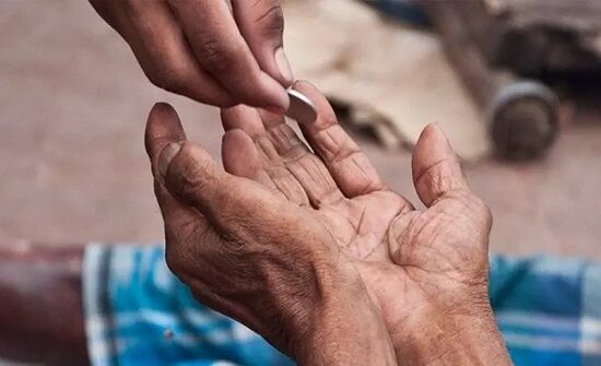زن سوئیسی که در مراکش گدایی می‌کند به زندان محکوم شد