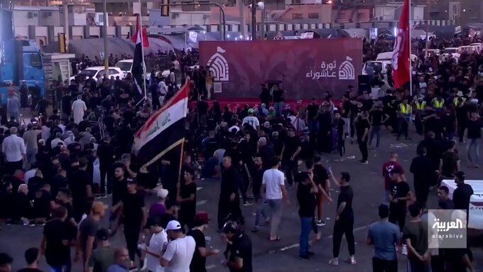 پس از سخنرانی مقتدی صدر؛ آغاز خروج حامیان از منطقه سبز بغداد