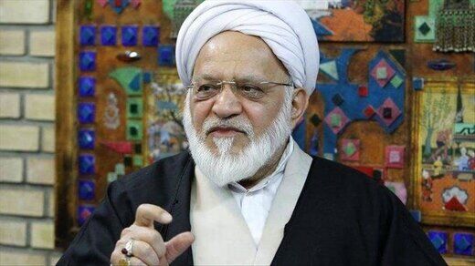  مابه التفاوت ارز ۴۲۰۰ تومانی و قیمت آزاد ارز به جیب واسطه‌ها می‌رود