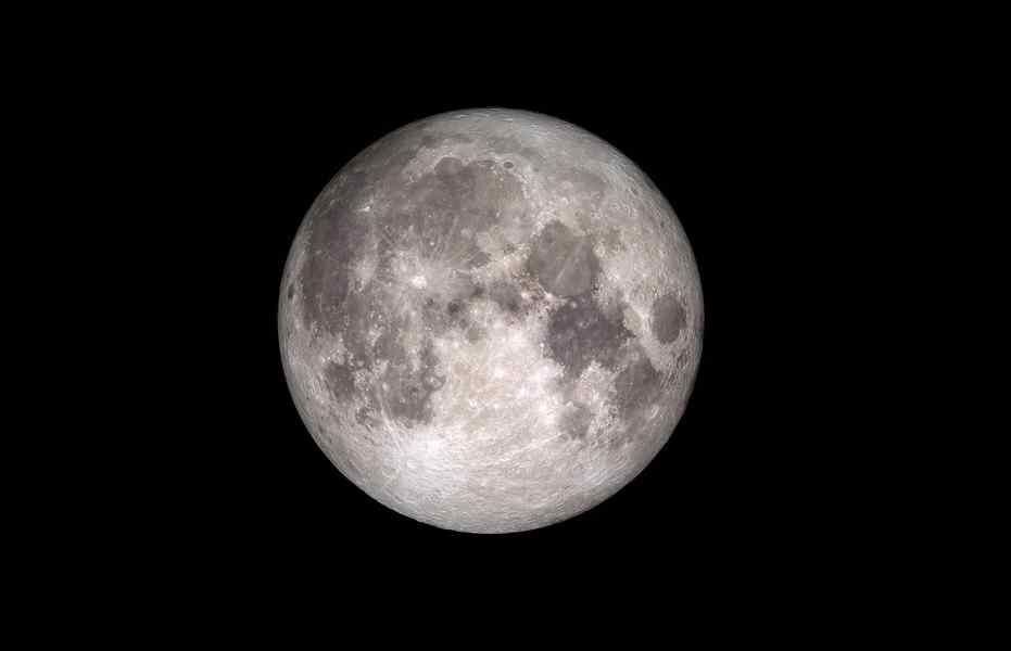 مشاهده نخستین ابرماه سال ٢٠٢٣ +عکس