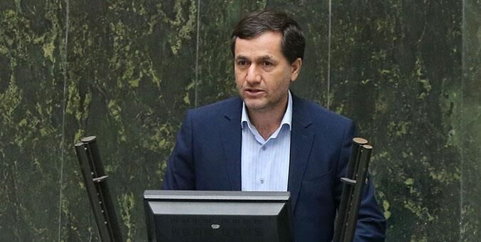 تلاش برای نجات دو راننده مفقود شده در الیگودرز ادامه دارد