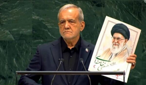 کسانی که تروریست هستند و تروریست تربیت میکنند به ما میگویند تروریست!/ ما برای دفاع از کشورمان از کسی اجازه نمیگیریم/ارتقای قدرت دفاعی تنها راه حفظ استقلال و جلوگیری از تعدی متجاوزان است