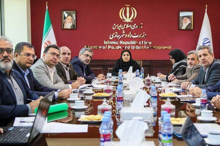 وزیر راه و ‌شهرسازی: دهک‌های یک‌ تا سه در اولویت خانه‌دار شدن هستند


