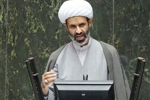 تخلفات حسن روحانی در دادگاه ویژه روحانیت بررسی می‌شود