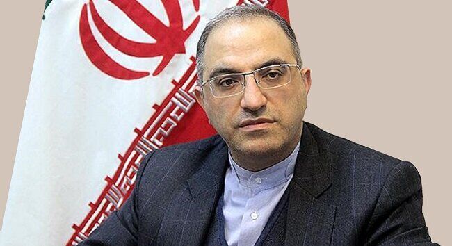 نهادهای امنیتی به جزئیات فعالیت مدیرعامل یک بانک خصوصی وارد شوند