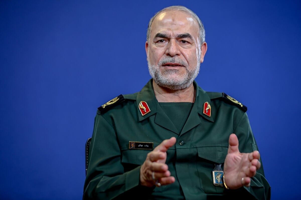 رمزگشایی اعتماد از یادداشت تند یک سردار سپاه علیه حسن روحانی؛ کسی که روی قدرت دفاعی کشور معامله کرد صلاحیت ندارد