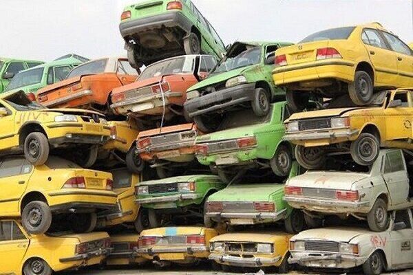 رشد 228 درصدی اسقاط خودرو: نجات 666 میلیون لیتر بنزین توسط وزارت صمت