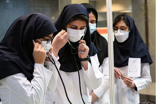 خبر خوب برای دستیاران پزشکی؛ افزایش حقوق از ۱۵ به ۲۵ میلیون تومان