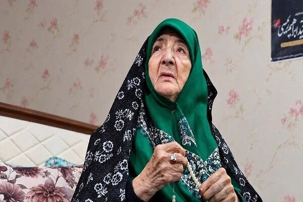 درگذشت مادر شهید رئیسی تکذیب شد / «سیده‌ عصمت خداداد حسینی» کیست؟