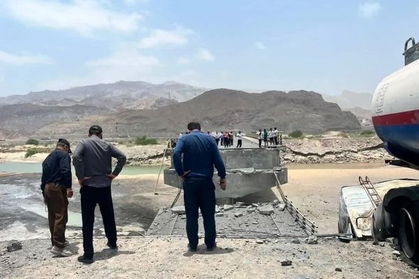 مسیر رفت بندرخمیر به بندرعباس بازگشایی شد؛ تردد با رعایت نکات ایمنی برقرار است