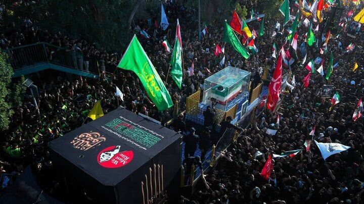 الحشد الشعبی: تعداد تشییع‌کنندگان قائد شهید در نجف تقریبا به ۳.۸ میلیون نفر رسید