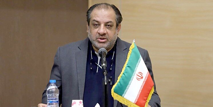 خط قرمز ما تیم‌های ملی هستند