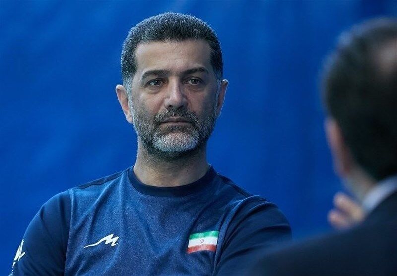بهروز عطایی از شرایط والیبال می گوید؛ باید با تمام قوا در لیگ ملت‌ها شرکت کنیم/ تعطیلی لیگ؟ ورزش اولویت زمان جنگ نیست!