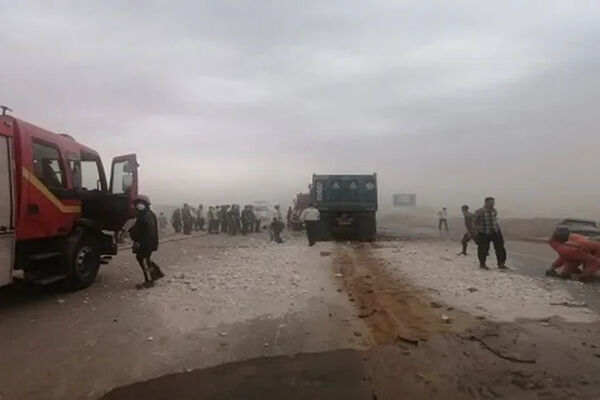 طوفان شن در محور قم ـ گرمسار حادثه آفرید