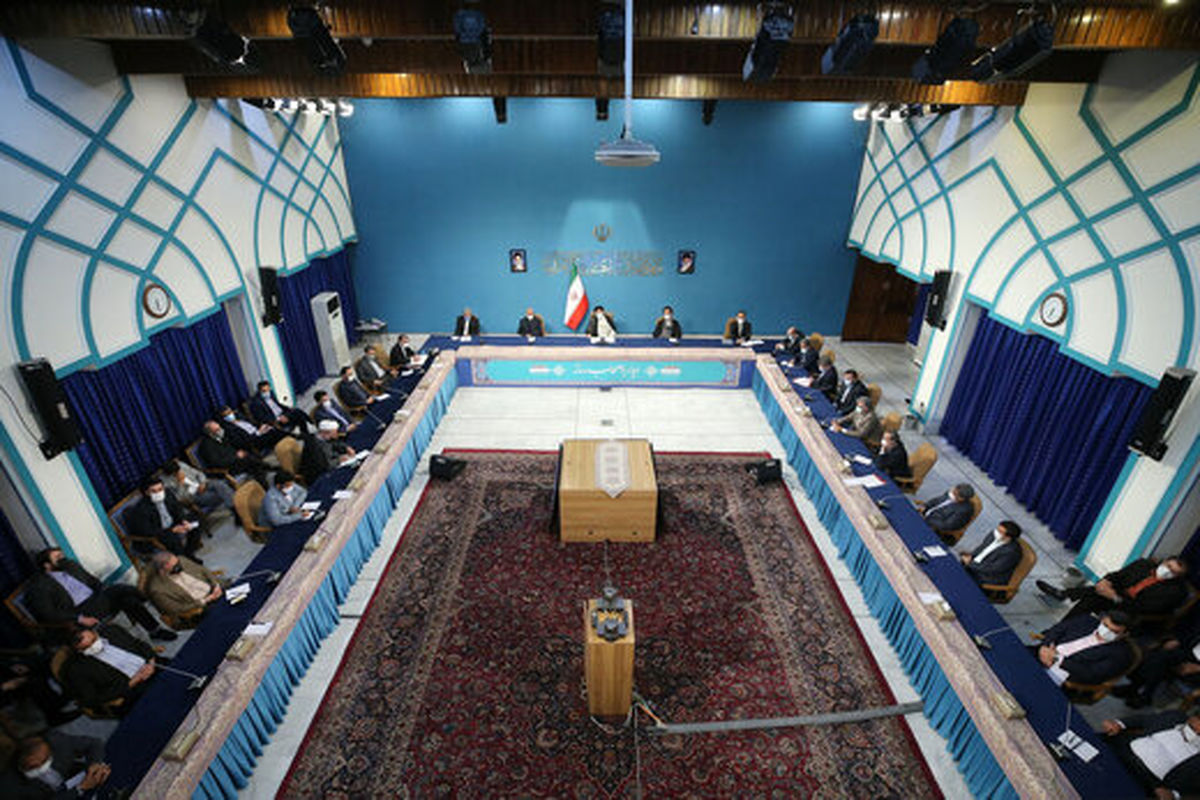 دولت سیزدهم بیعدالتی را در اقتصاد گسترش داده است/ دولت رئیسی تنها امکان مقایسه با دولت احمدینژاد را دارد