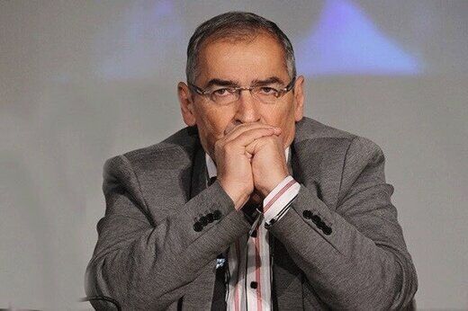 زیباکلام به یک سال حبس محکوم شد