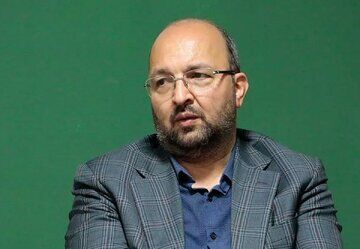 ایران نباید میز مذاکرات را ترک کند؛ تحریم جیب کاسبان و و تندورها را پر کرده است
