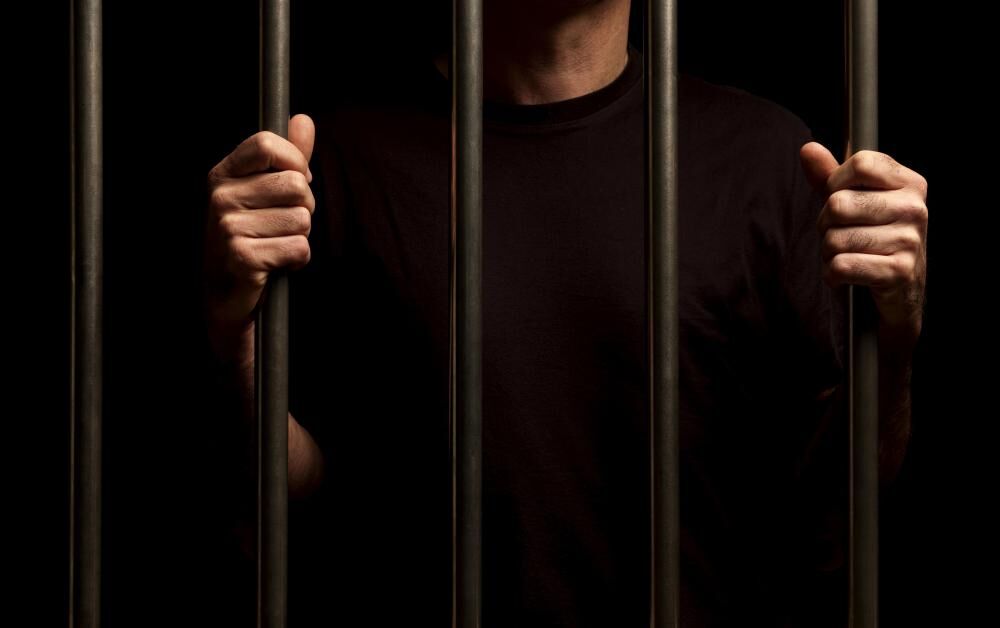 قتل دوست صمیمی از ترس ابتلا به ایدز