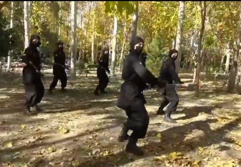 ببینید| حرکات نمایشی زنان یگان ویژه پلیس