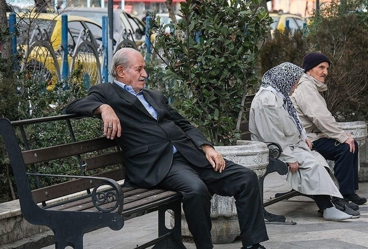 کمک هزینه ازدواج و مراسم ترحیم شامل کدام بازنشستگان می‌شود؟