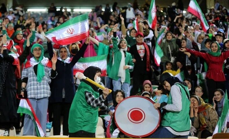 موافقت با حضور زنان در دیدار تیم ملی فوتبال با کره شمالی در مشهد