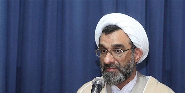از وضعیت کرسی‌های آزاداندیشی راضی نیستم