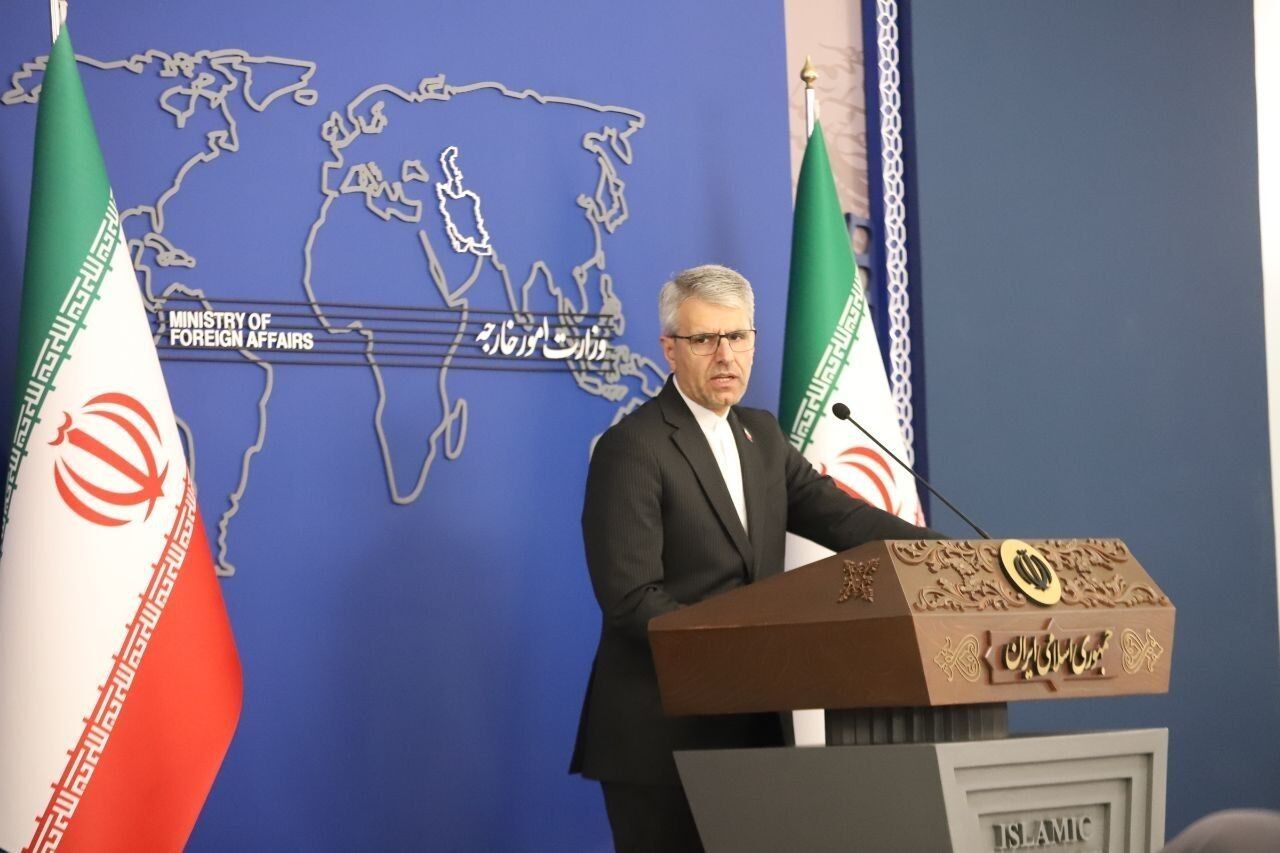 وزارت خارجه: مذاکرات سوئیس از جمعه آغاز می‌شود و ۶۰ روز ادامه دارد/ احتمال امضای یادداشت تفاهم ایران و آمریکا توسط روسای جمهور ۲ کشور