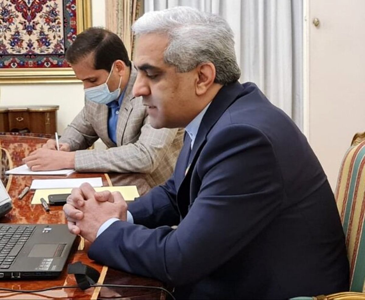 رضا پهلوی ارزش اظهارنظر ندارد