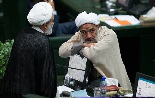 حکومت را از طاغوت گرفتیم؛ اما فضای مجازی را به او سپردیم