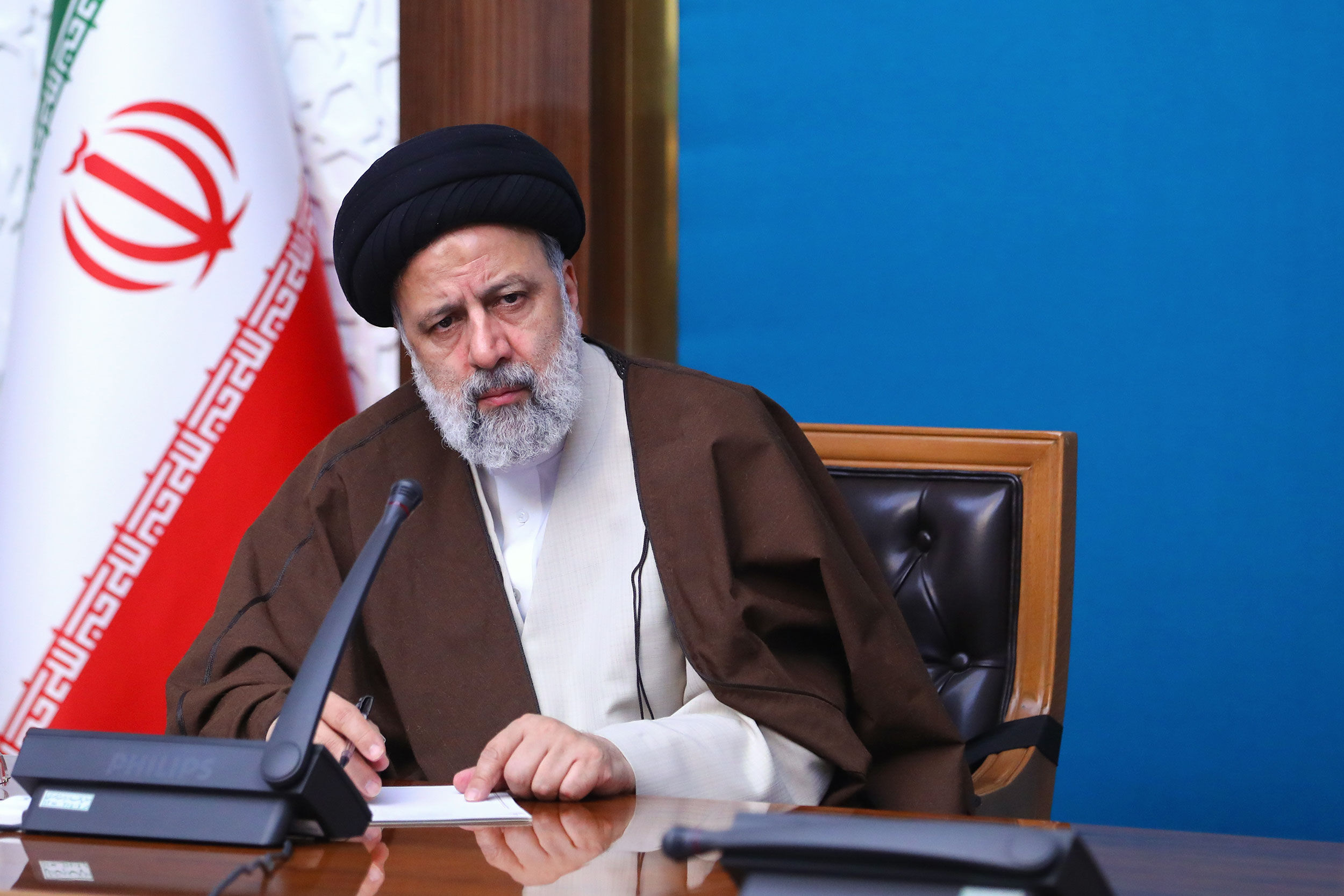 آقای رئیسی! با این آماری که می‌گویی قطار پیشرفت تبدیل به جت پیشرفت شده!